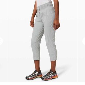 Lululemon Dance Studio Crop Jogger Silver Drop Size 6